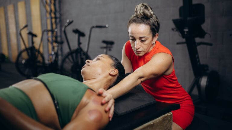 Comment soulager la douleur à l’épaule gauche pendant le sport ?